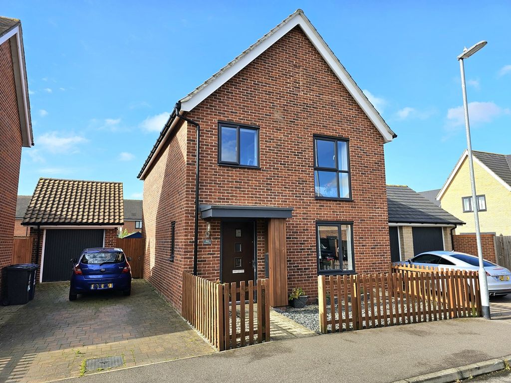 4 bed detached house for sale in Vickers Way, Upper Cambourne, Cambridge CB23, £425,000