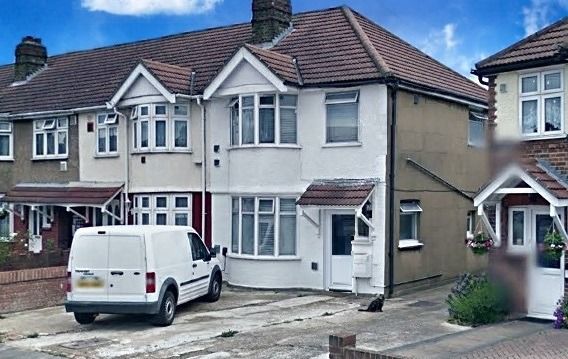 4 bed semi-detached house for sale in Mornington Crescent, Hounslow TW5, £550,000