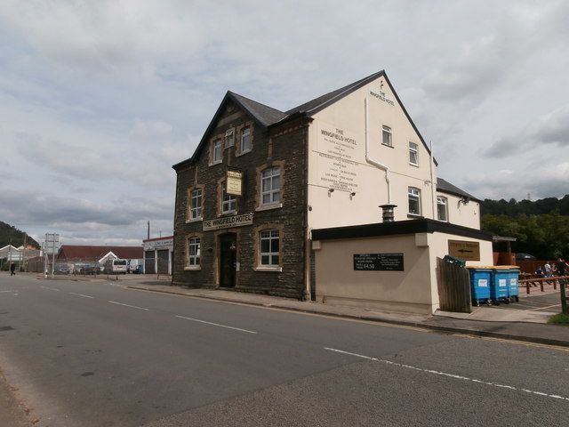 Hotel/guest house to let in Wingfield Hotel & Sports Bar, Wingfield Terrace, Llanbradach, Caerphilly CF83, £78,000 pa