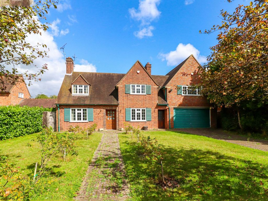 5 bed detached house for sale in Grenfell Road, Beaconsfield HP9, £1,895,000