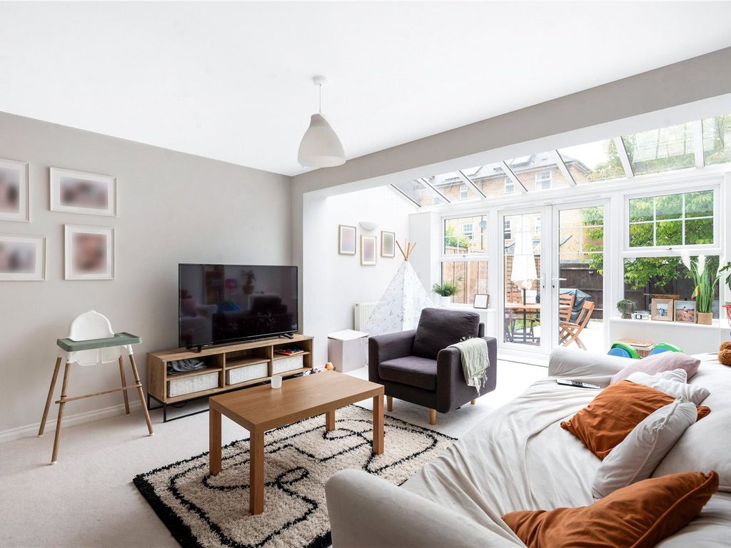 3 bed terraced house for sale in Lorimer Row, Bromley BR2, £550,000