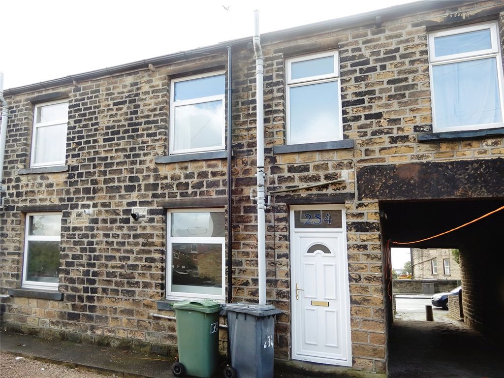 1 bed terraced house to rent in New Hey Road, Oakes, Huddersfield HD3, £500 pcm