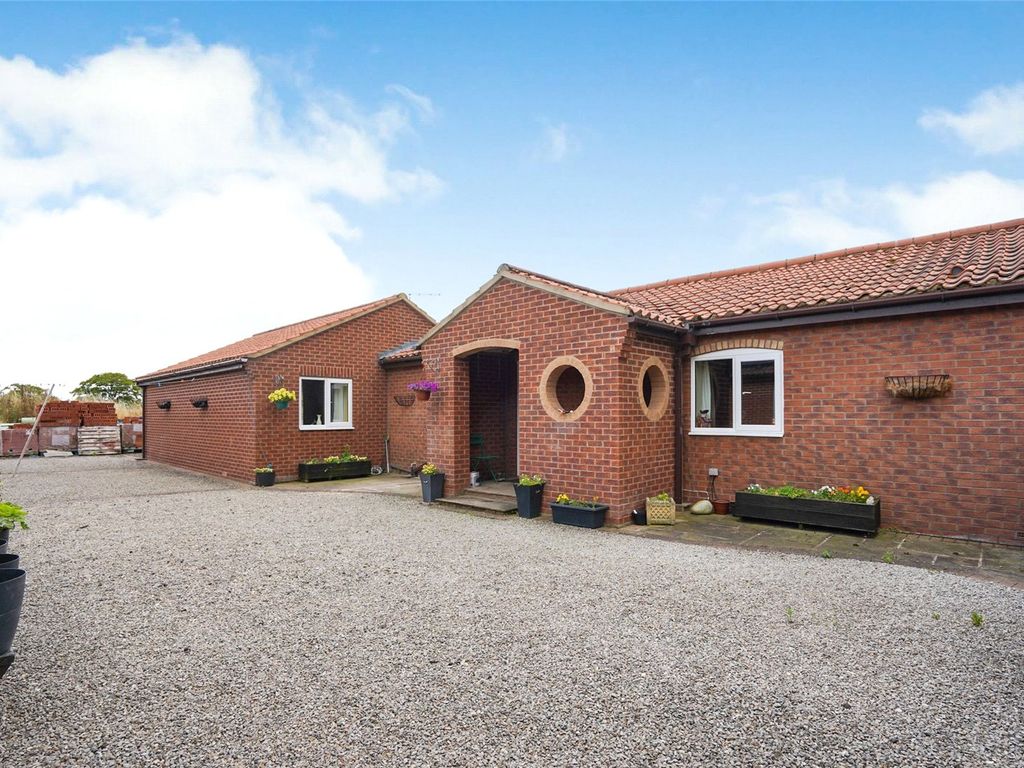 4 bed bungalow for sale in Hessay, York, North Yorkshire YO26, £1,200,000