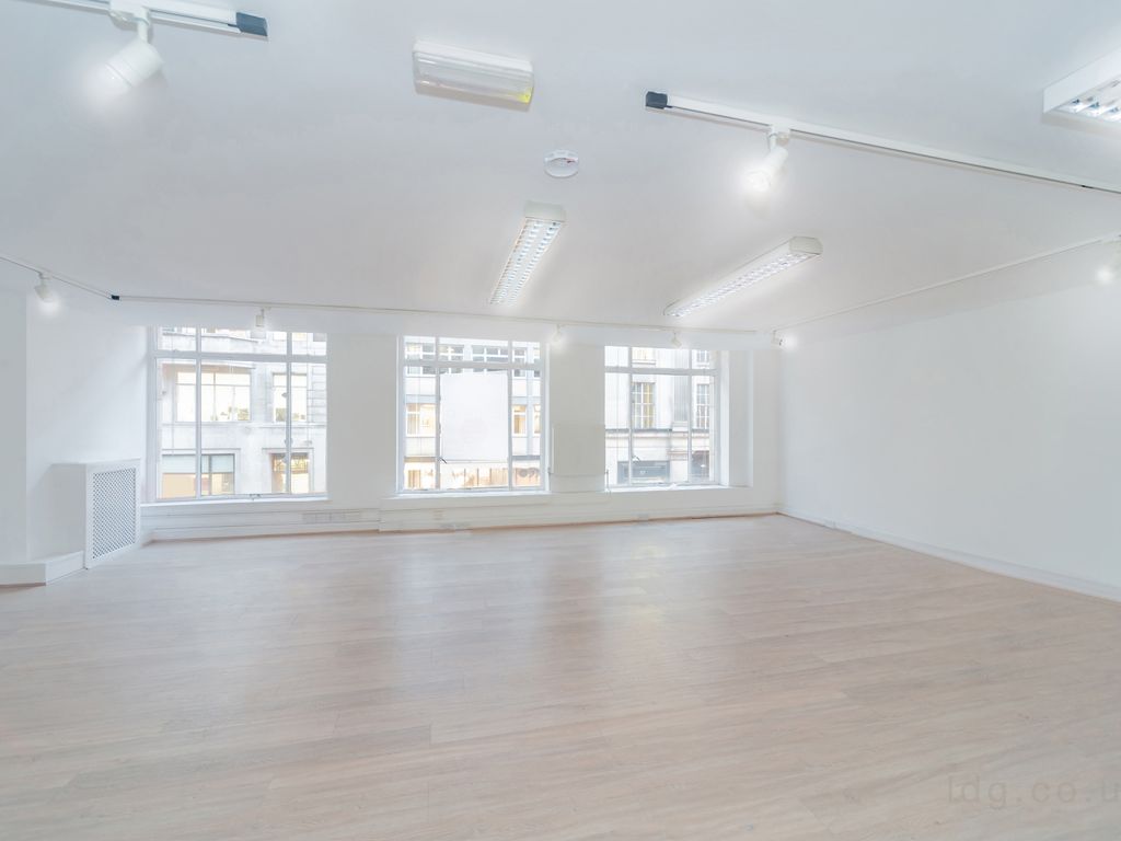 Office to let in Fitzrovia W1W, £46,980 pa