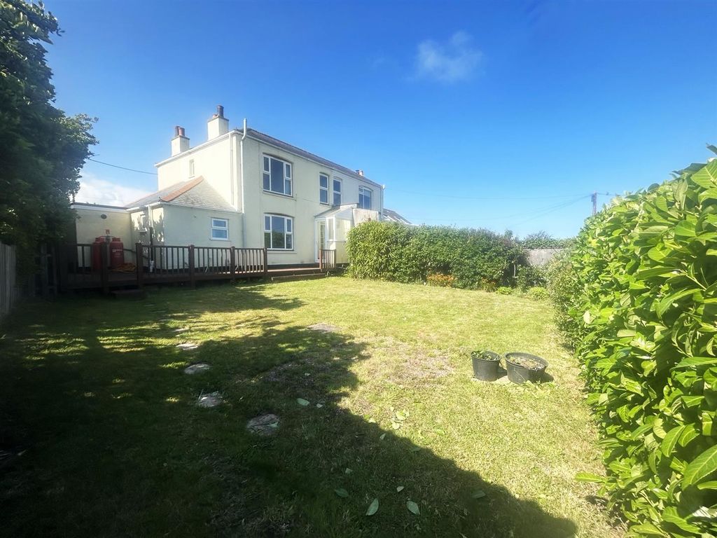 3 bed property for sale in Liskey Hill, Perranporth TR6, £399,950