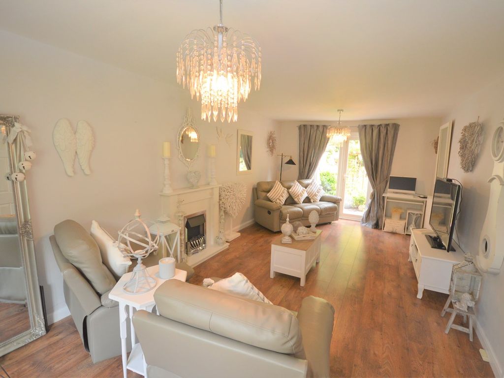 5 bed detached house for sale in Cann Close, Sudbury CO10, £500,000