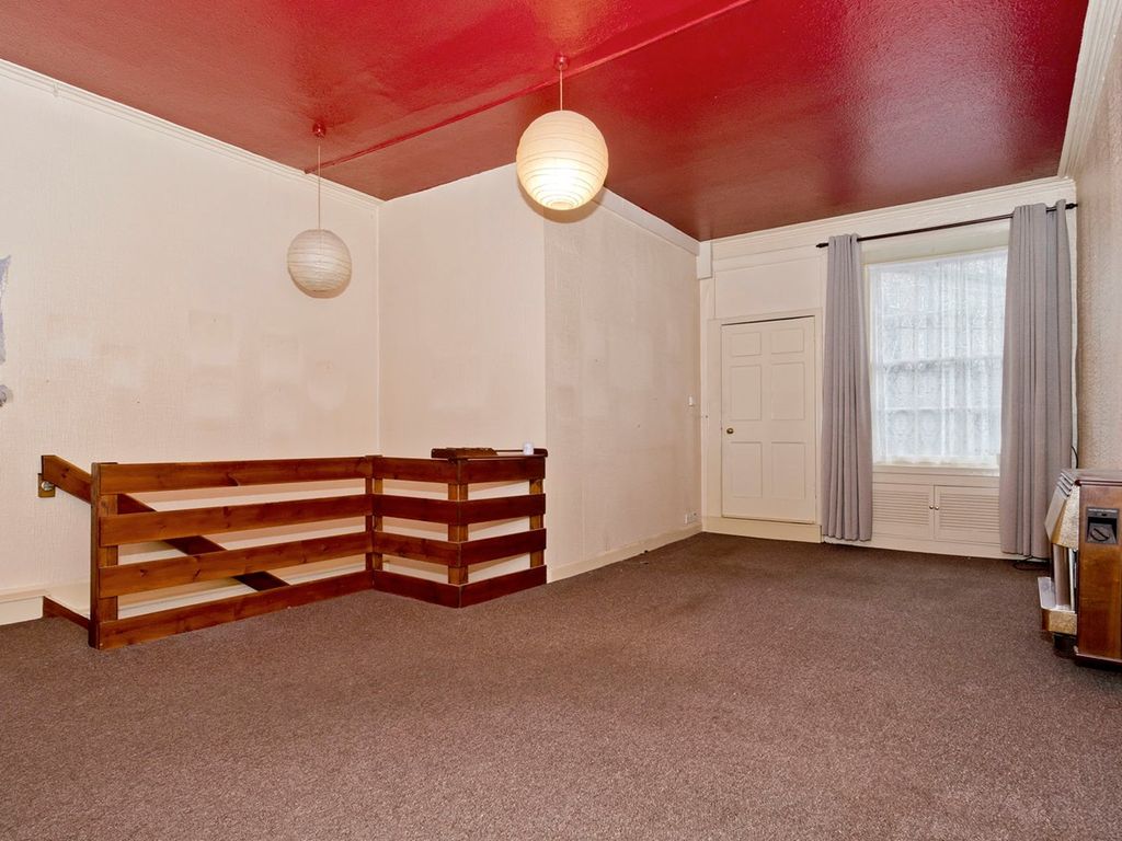 2 bed flat for sale in Howe Street, Edinburgh EH3, £380,000