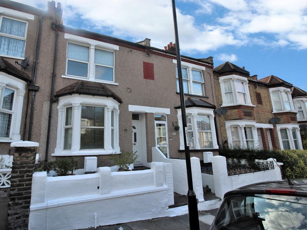3 bed terraced house for sale in Owenite Street, London SE2, £410,000