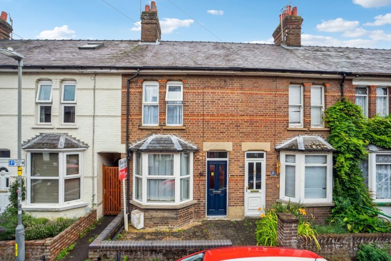 2 bed terraced house for sale in Higham Road, Chesham HP5, £360,000