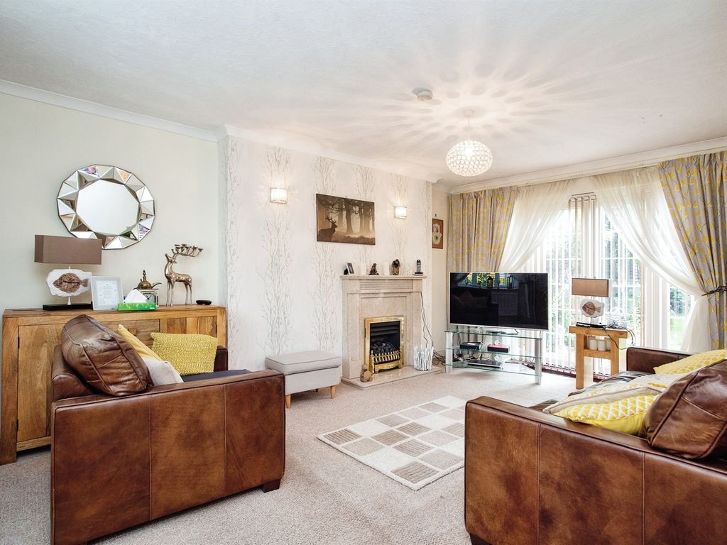 3 bed semi-detached house for sale in Fuller Road, Watford WD24, £500,000