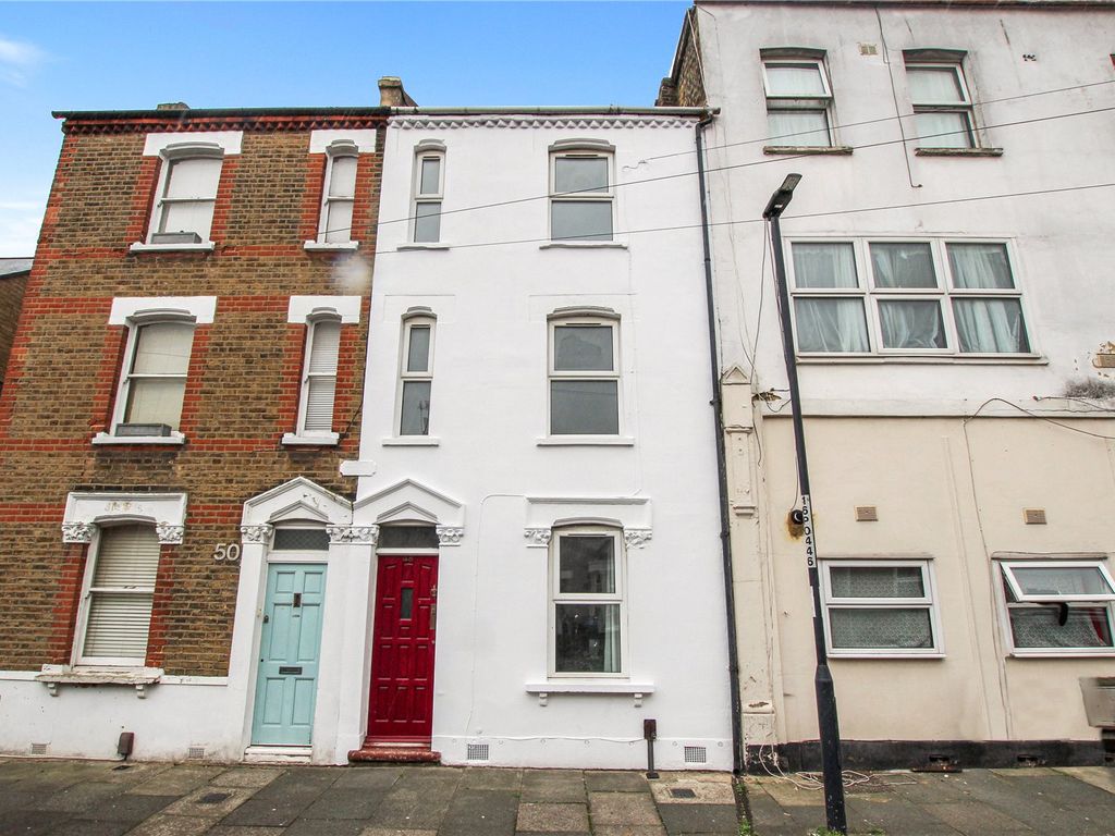 1 bed terraced house for sale in Durham Rise, Plumstead, London SE18, £330,000