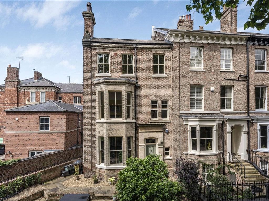 3 bed end terrace house for sale in Bootham Terrace, York, North Yorkshire YO30, £725,000