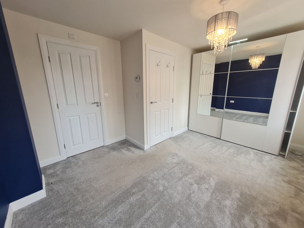 4 bed town house to rent in High Lee Grove, Flockton, Wakefield WF4, £1,400 pcm