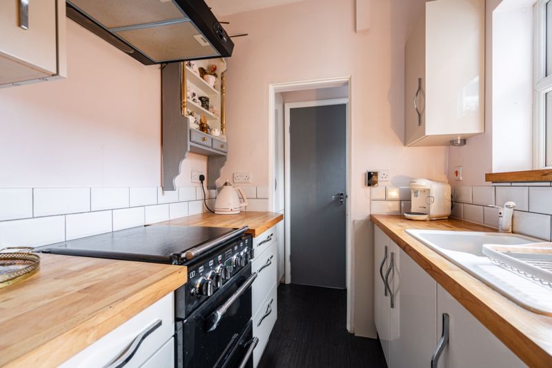 3 bed terraced house for sale in Berkhampstead Road, Chesham HP5, £360,000