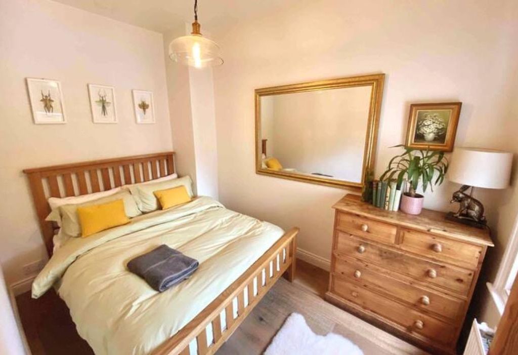 3 bed terraced house for sale in Upper Bridge Street, Wye, Ashford TN25, £600,000