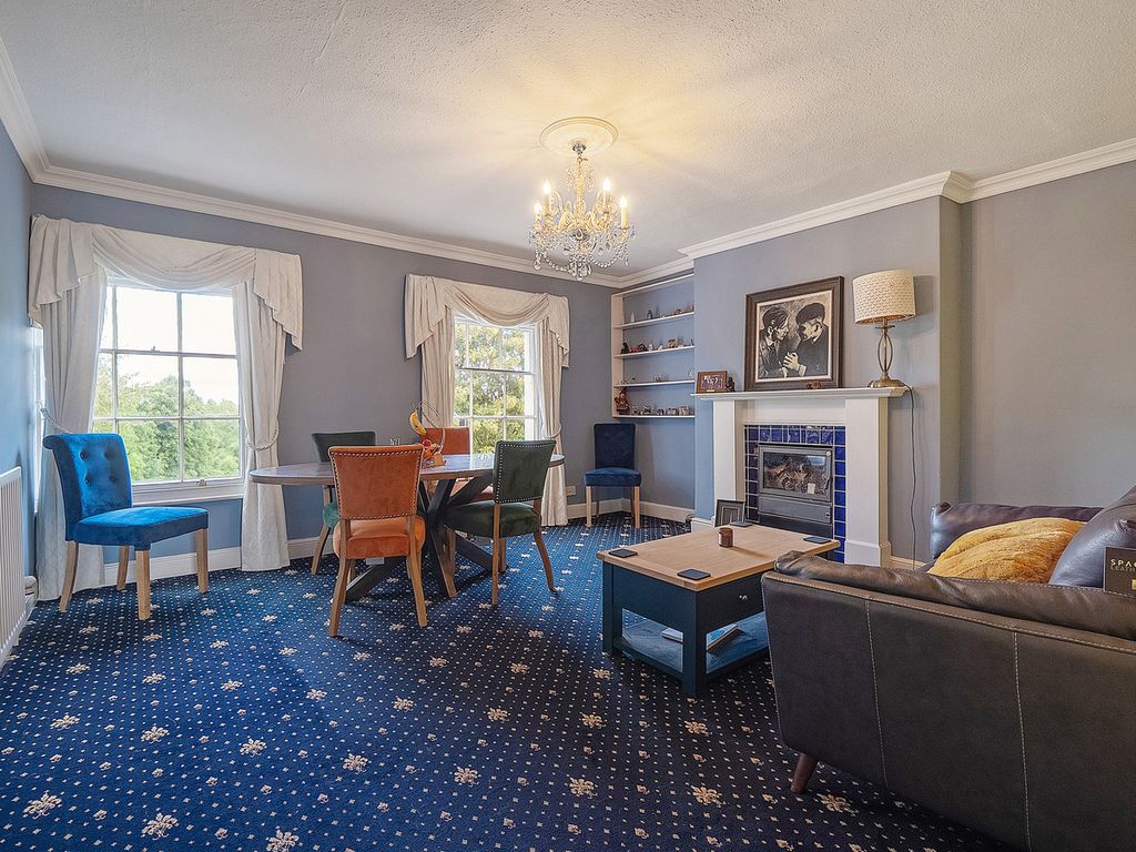 3 bed flat for sale in Abbey Hill, Kenilworth, Warwickshire CV8, £475,000