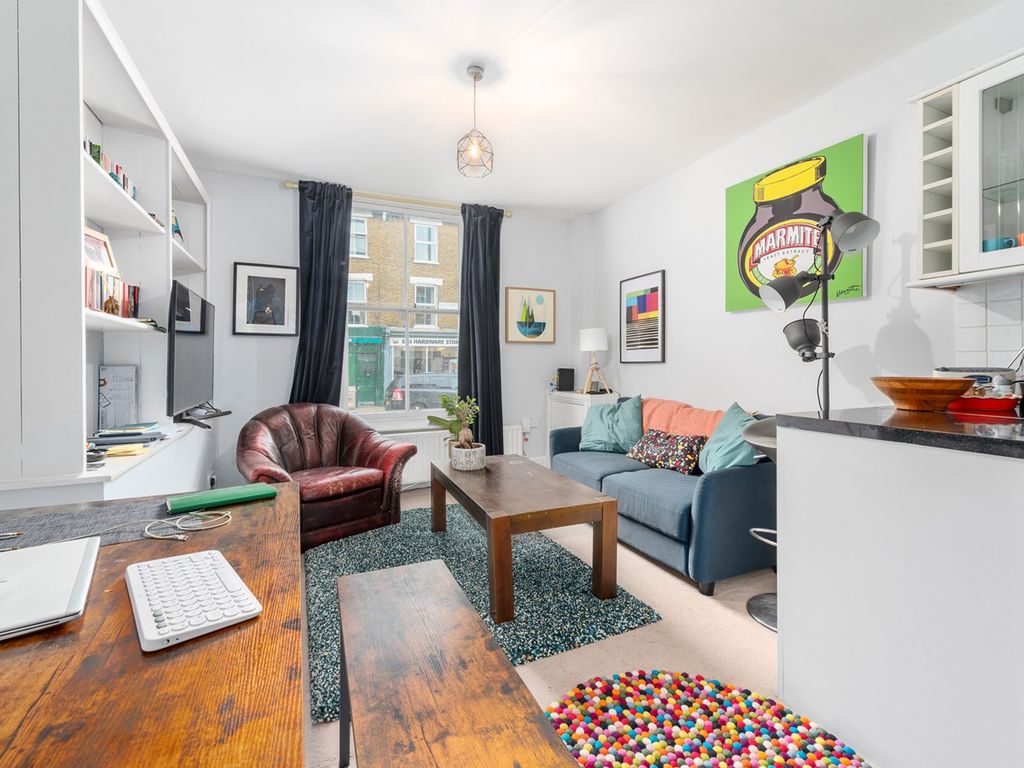 1 bed flat for sale in Brackenbury Road, Brackenbury Village, Hammersmith W6, £400,000