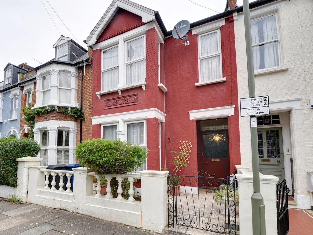 4 bed terraced house for sale in Leicester Road, London N2, £1,250,000