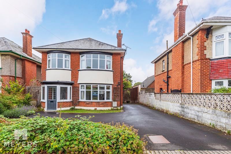 4 bed detached house for sale in Waltham Road, Bournemouth BH7, £625,000