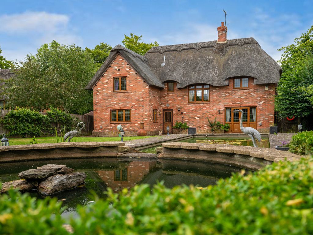 4 bed detached house for sale in Stanford On Avon, Northamptonshire NN6, £750,000