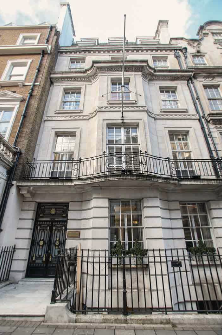 Office to let in Upper Brook Street, London W1K, £80,000 pa