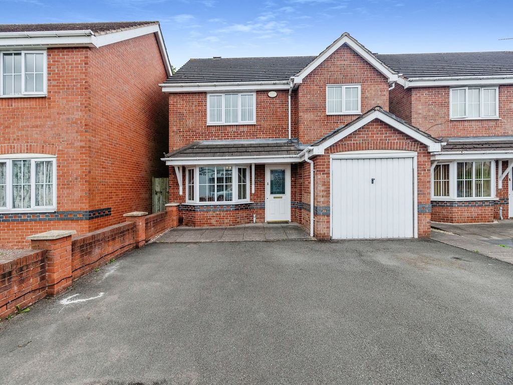 4 bed detached house for sale in Cumberland Road, Willenhall WV13, £375,000