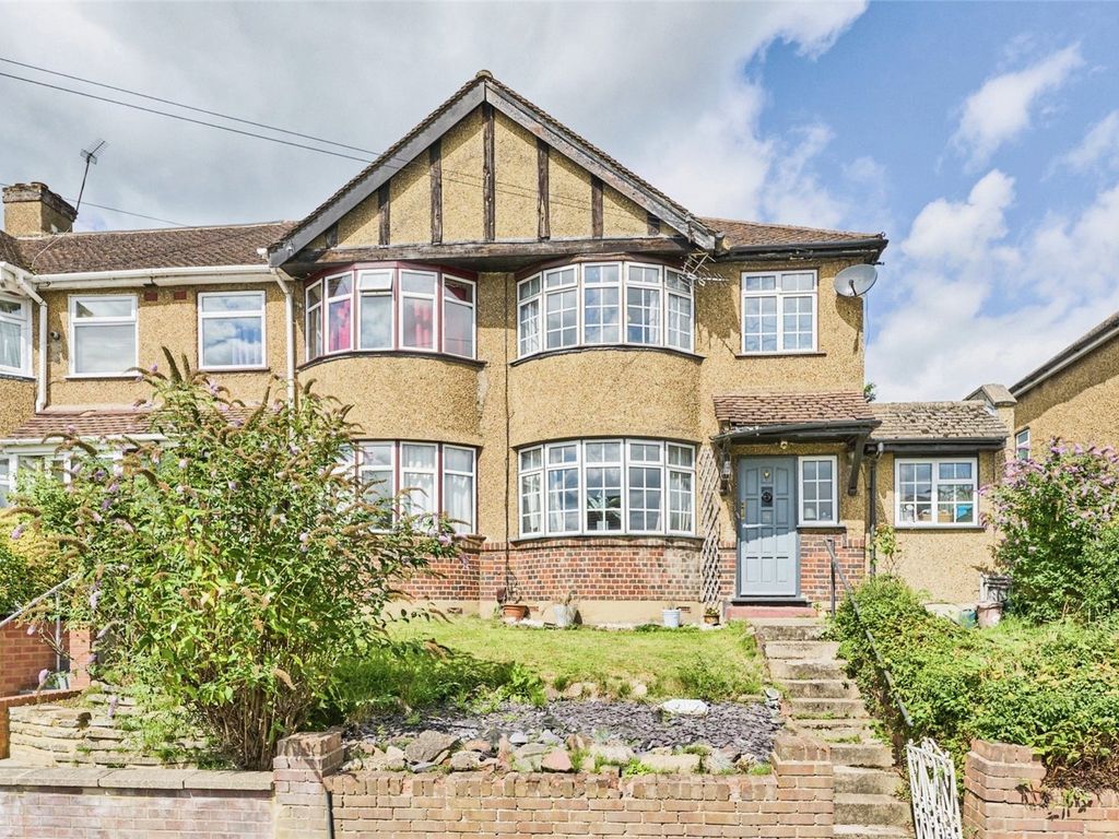 3 bed end terrace house for sale in Chessington Hill Park, Chessington KT9, £450,000