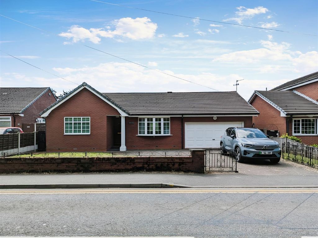 3 bed detached bungalow for sale in Church Lane, Lowton, Warrington WA3, £360,000