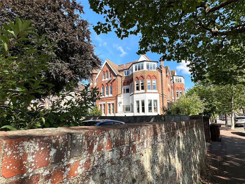 3 bed flat for sale in Grange Gardens, Furness Road, Eastbourne, East Sussex BN20, £375,000