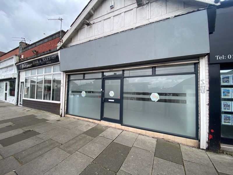 Commercial property to let in Aintree Road, Bootle L20, £9,600 pa