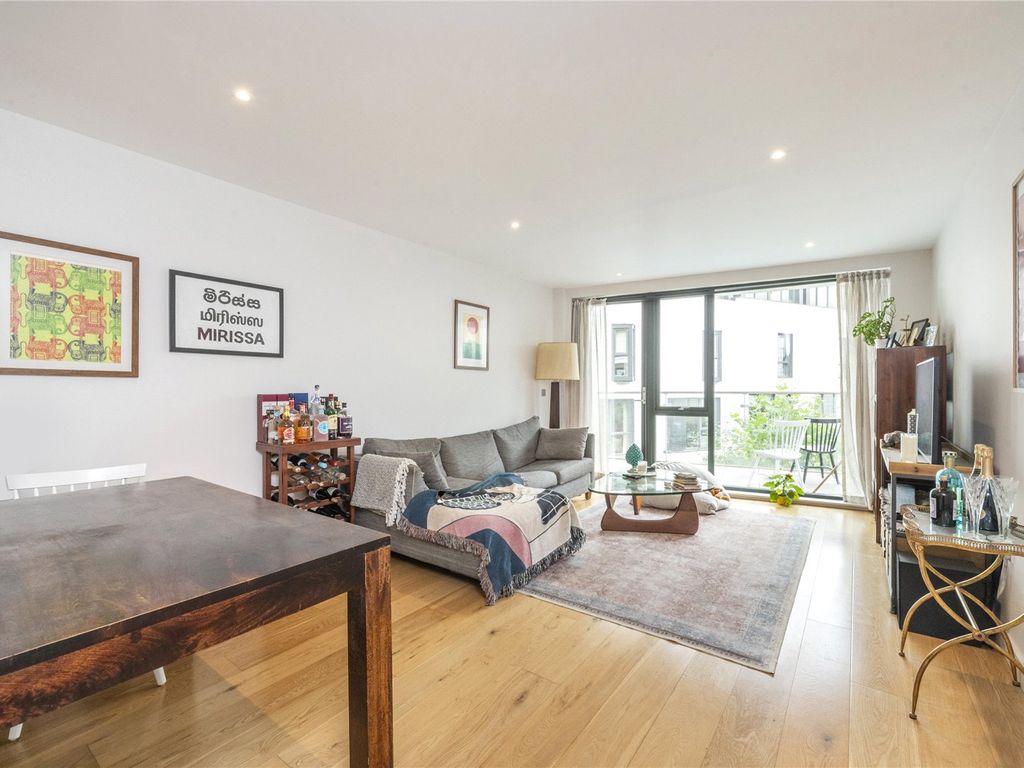 2 bed flat for sale in Lewis House, Canonbury Road N1, £800,000