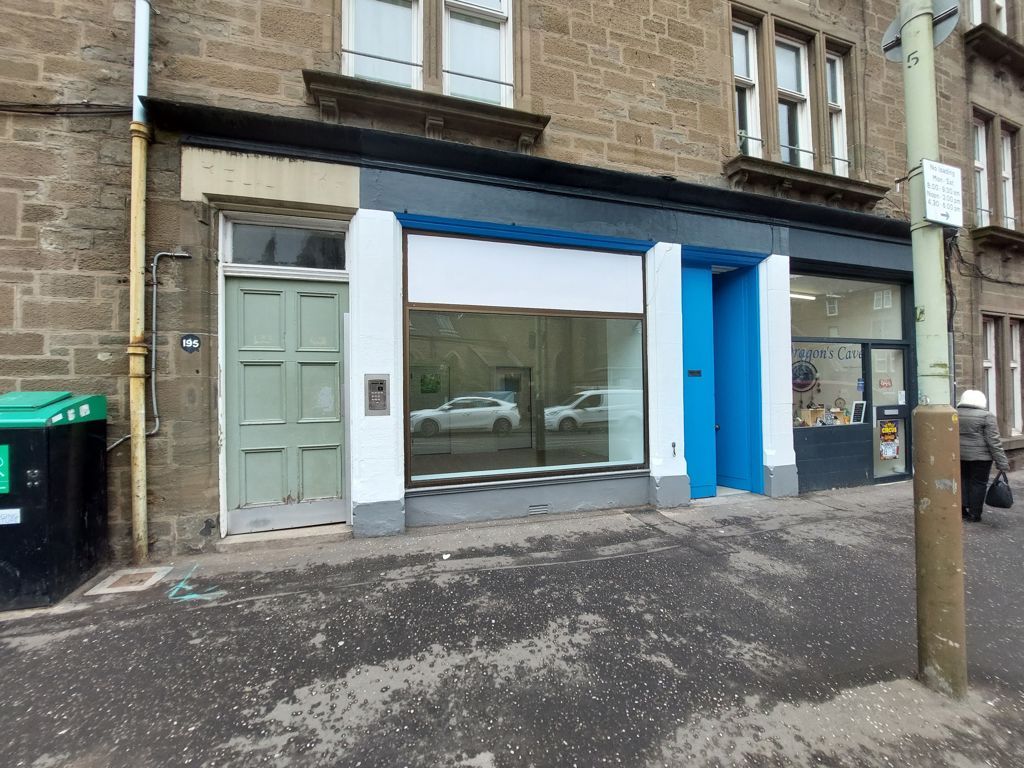 Retail premises to let in 193, Albert Street, Dundee DD4, £8,000 pa