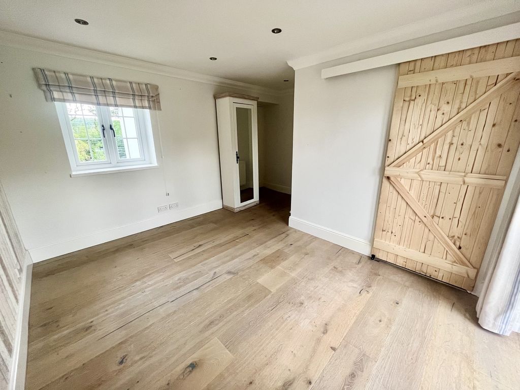 5 bed detached house for sale in Pen Yr Alltwen, Alltwen, Pontardawe, Swansea. SA8, £595,000