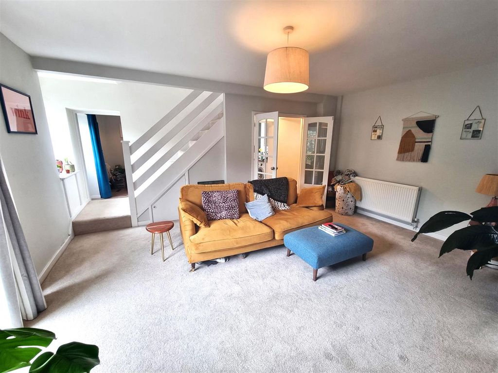 2 bed terraced house for sale in Henleaze Road, Henleaze, Bristol BS9, £425,000