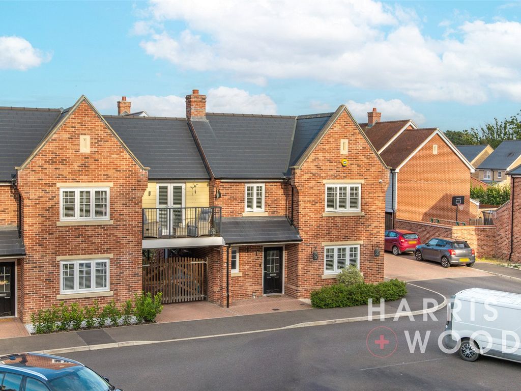 4 bed semi-detached house for sale in Woods Way, Rowhedge, Colchester CO5, £450,000