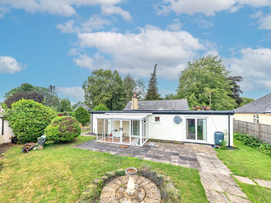 2 bed detached bungalow for sale in North End, Meldreth SG8, £525,000