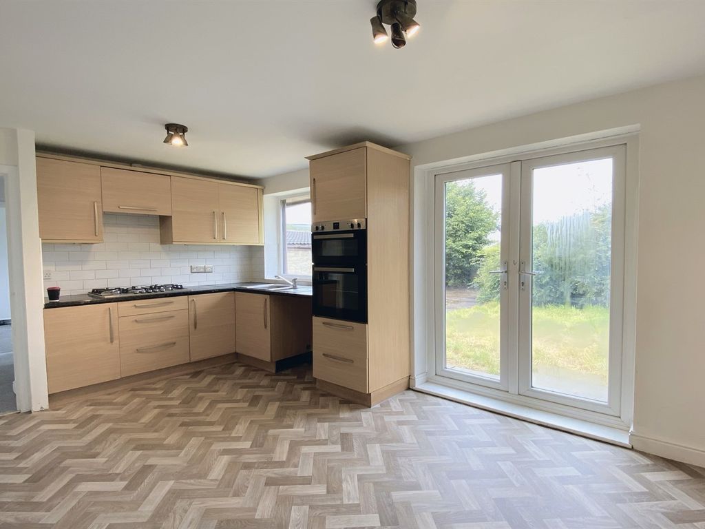 3 bed semi-detached bungalow for sale in Silk Street, Glossop SK13, £280,000
