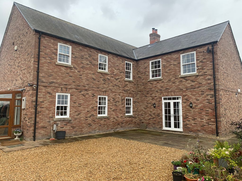 4 bed farmhouse for sale in Cambridgeshire, March PE15, £630,000
