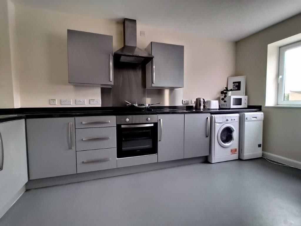 1 bed flat to rent in Flewitt House, Beeston NG9, £650 pcm