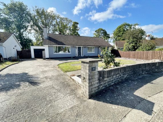 3 bed bungalow for sale in 7 Thornhill Close, Ramsey IM8, £440,000