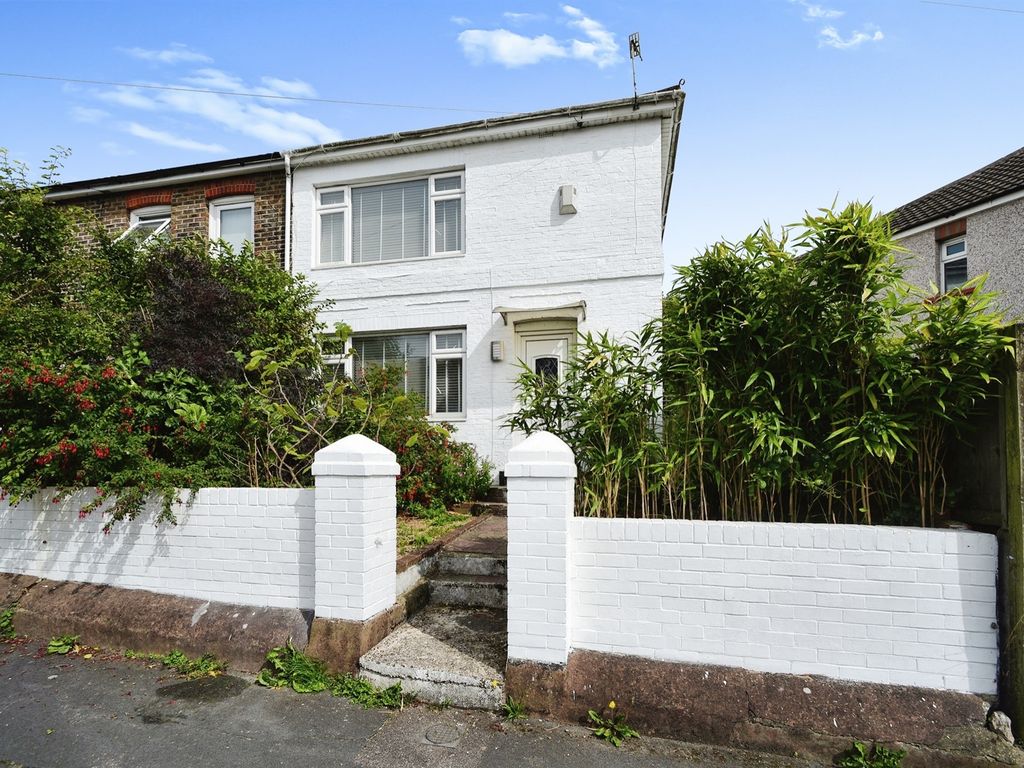 4 bed semi-detached house for sale in Plumpton Road, Brighton BN2, £425,000