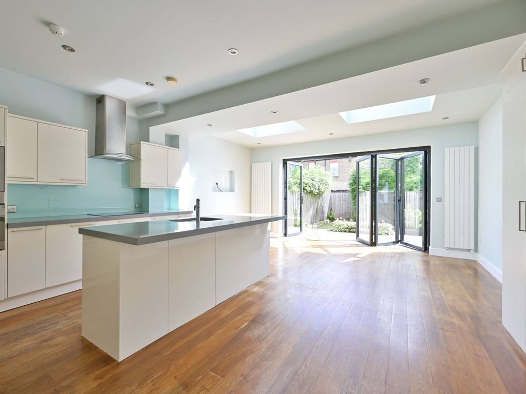 4 bed property for sale in Branksome Road, South Wimbledon, London SW19, £1,000,000