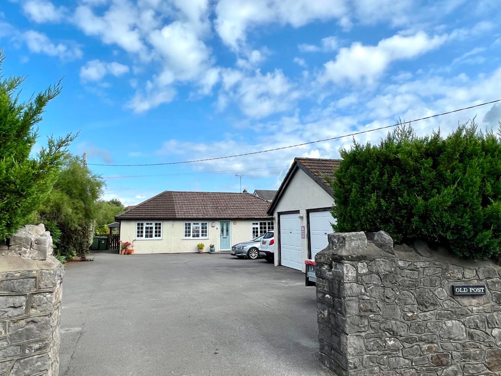4 bed bungalow for sale in Bristol Road, Churchill, Winscombe BS25, £700,000