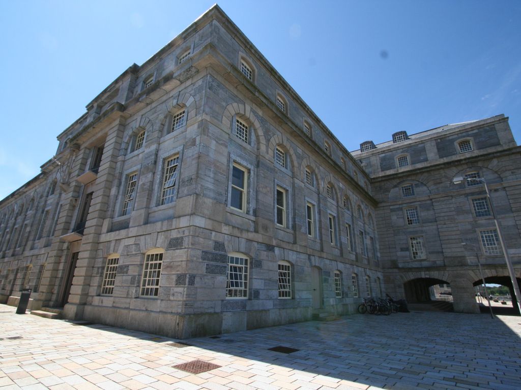 1 bed flat to rent in Mills Bakery, Royal William Yard, Plymouth PL1, £975 pcm