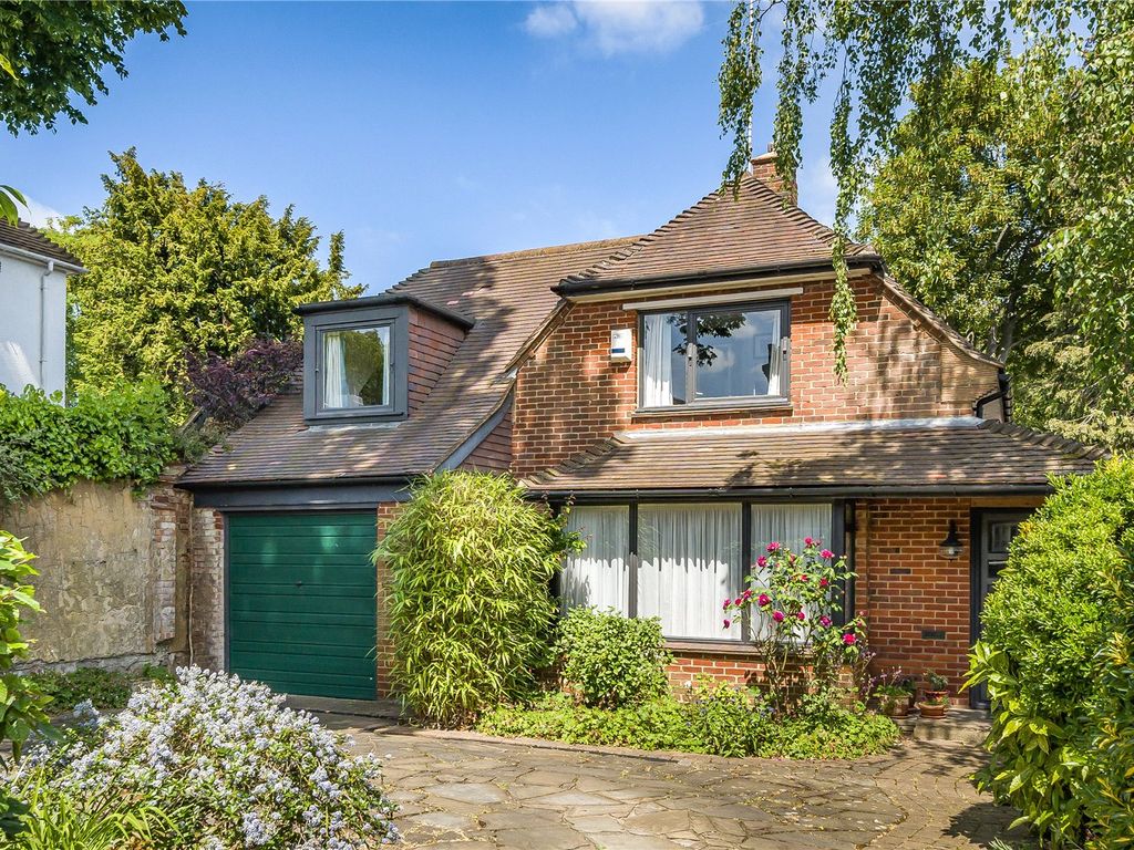 4 bed detached house for sale in Dury Road, Hadley Green, Hertfordshire EN5, £1,465,000