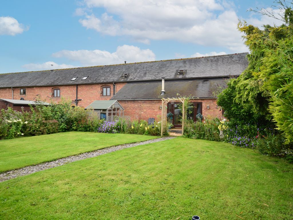 4 bed barn conversion for sale in Chapel Lane, Noble Street, Wem, Shrewsbury SY4, £370,000