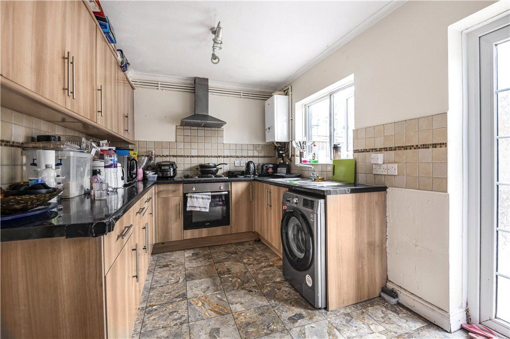 3 bed terraced house for sale in Seaton Road, Mitcham CR4, £500,000