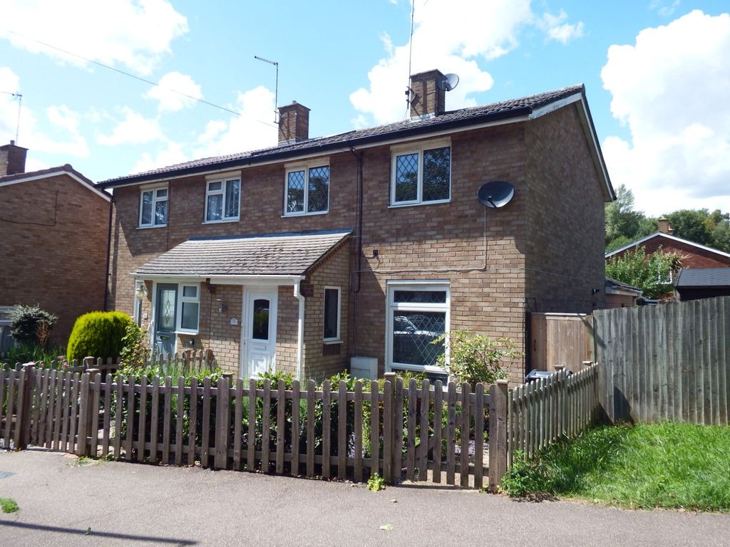 3 bed semi-detached house for sale in Bandley Rise, Stevenage, Hertfordshire SG2, £385,000