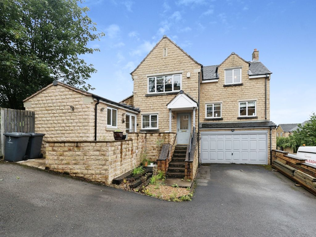 4 bed detached house for sale in Elderberry Close, East Morton, Keighley BD20, £425,000