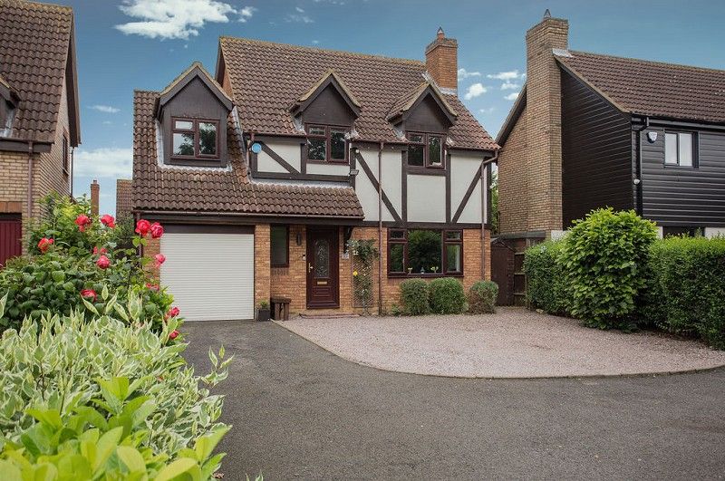 4 bed detached house for sale in West End, Yaxley, Peterborough, Cambridgeshire. PE7, £375,000
